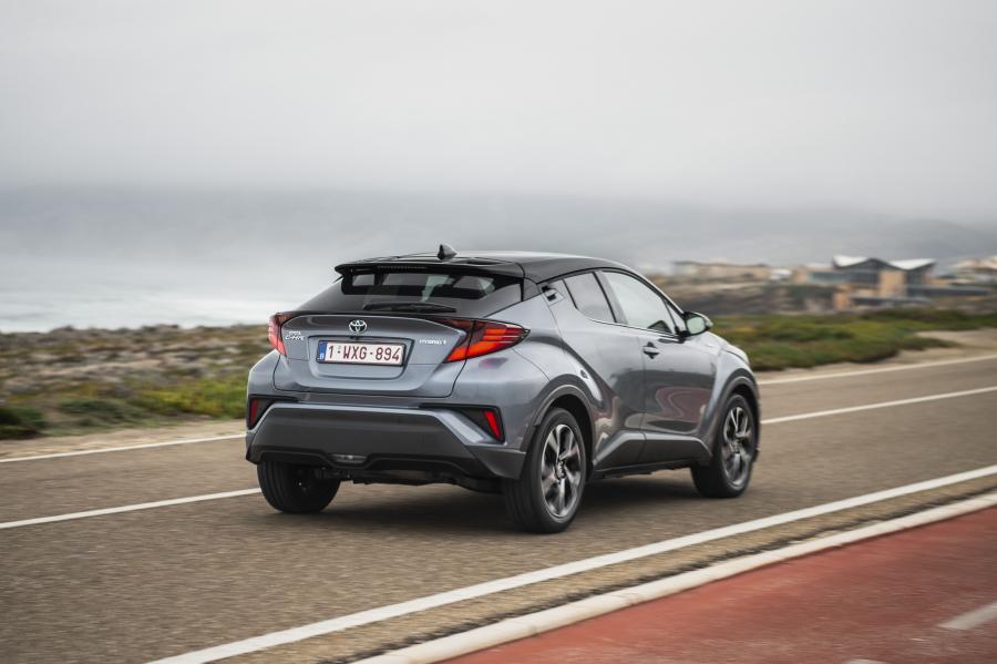  Toyota C-HR Hybrid 2019 года  (WW) (фото 169 из 174)